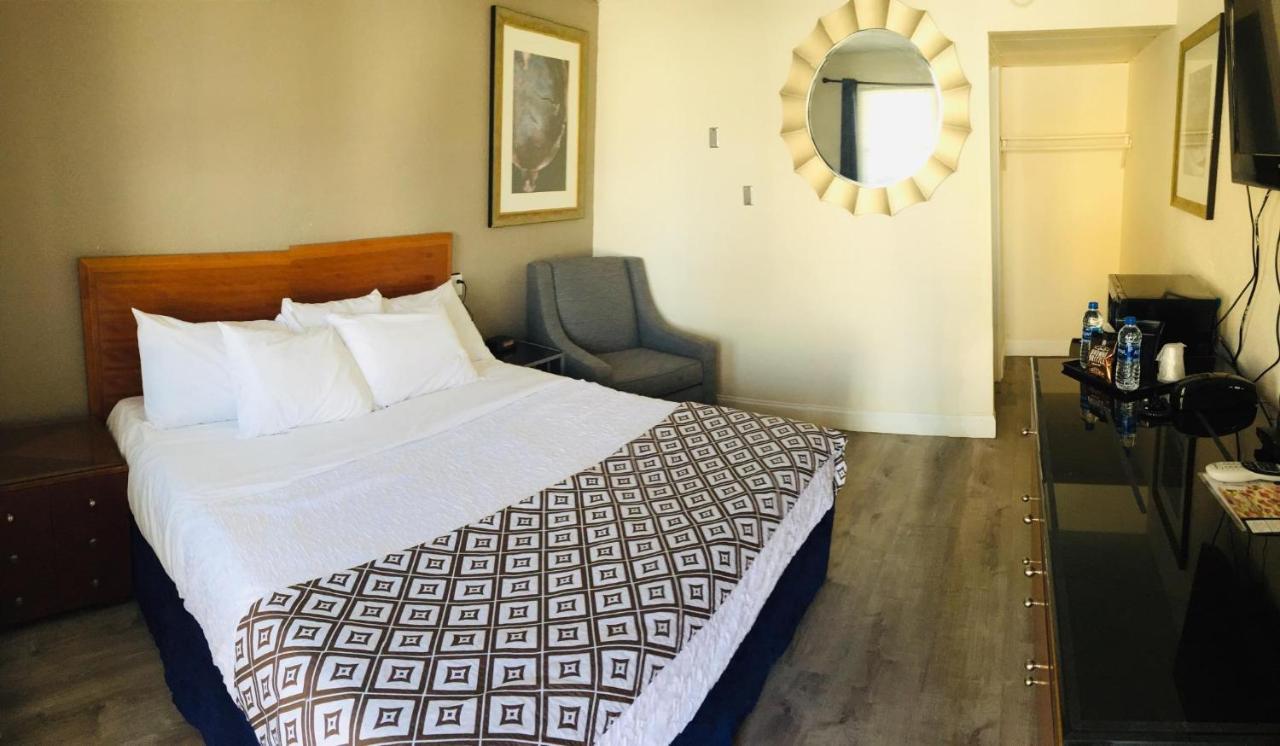 Penn Lodge Hotel & Suites Philadelphia - Bensalem Ngoại thất bức ảnh